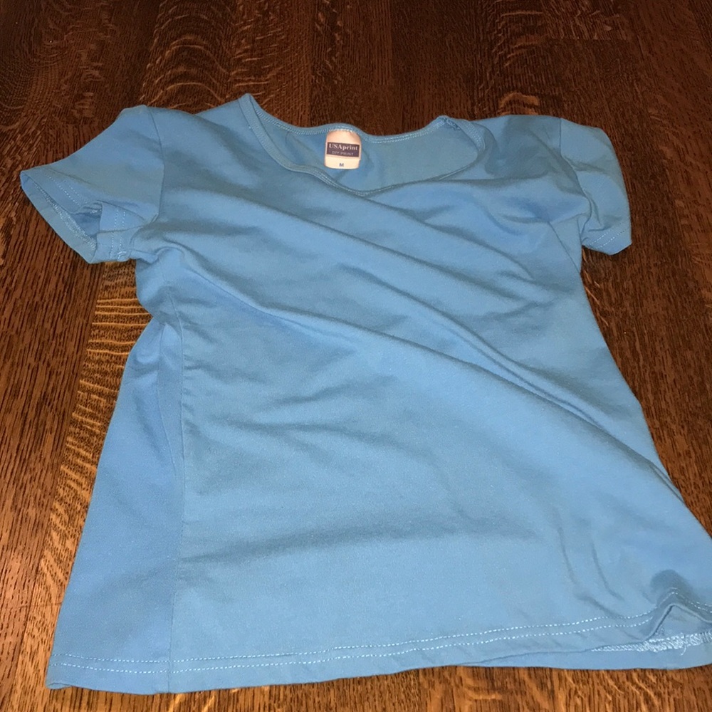 Tops - Picture 6 of 7